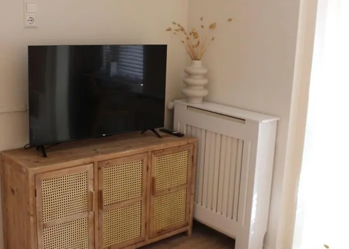 Holiday home No 5 Aan Zee - 300 Meter Het Met Gratis Parkeergelegenheid